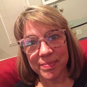 Meet your Posher, Teresa